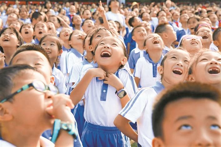 石巖街道為師生全方位打造“科普嘉年華”